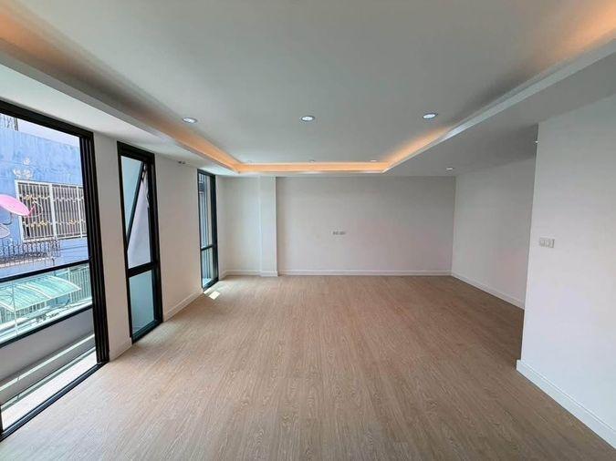 รูป 🏠 ขายบ้าน : ทาวน์โฮม 4.5 ชั้นพร้อมลิฟต์ - สุขุมวิท101   รหัสทรัพย์ | 📌LNP-H953 - รูปที่ 7/50