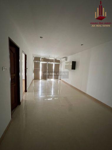 picture ✨ For Sale: Klang Krung Resort Condo ✨💰 Only 4,500,000 THB - 1/5
