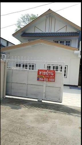 รูป ขายบ้านเดี่ยว 2 ชั้น 6 ห้องนอน 3 ห้องน้ำ 70 ตร.วา ทำเลในเมืองเชียงใหม่ 3 นาทีถึงม.เชียงใหม่ - รูปที่ 2/8