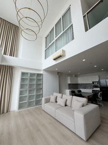 picture The Coast Bangna | 3 Bedrooms Duplex for rent Nice Furnished and Good Location - 1/11