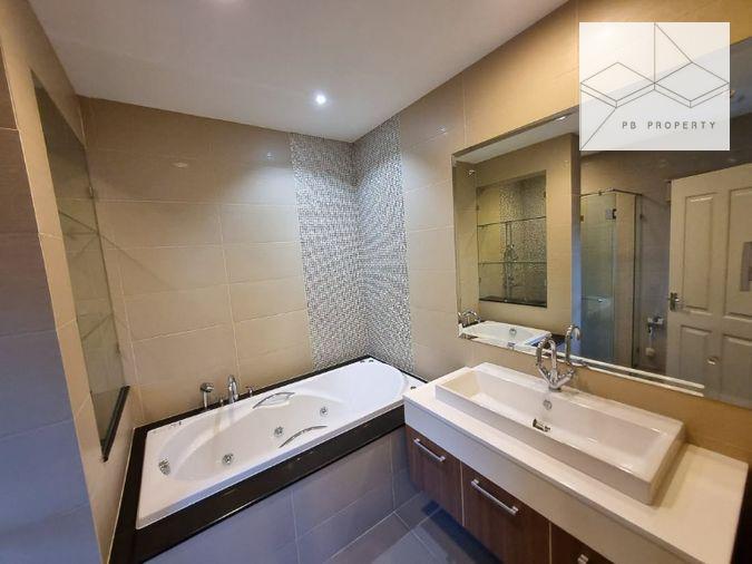 รูป ปล่อยเช่า Grand Bangkok Boulevard สาทร–กัลปพฤกษ์ บ้านเดี่ยวหรู 5 ห้องนอน Pet Friendly พร้อมเข้าอยู่ - รูปที่ 12/21