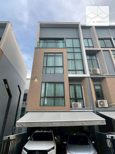 รูป Estara Pattanakarn ทาวน์โฮมหรู 3 ห้องนอน 200 ตร.ม. ราคาดี พร้อมเข้าอยู่ - รูปที่ 1/18
