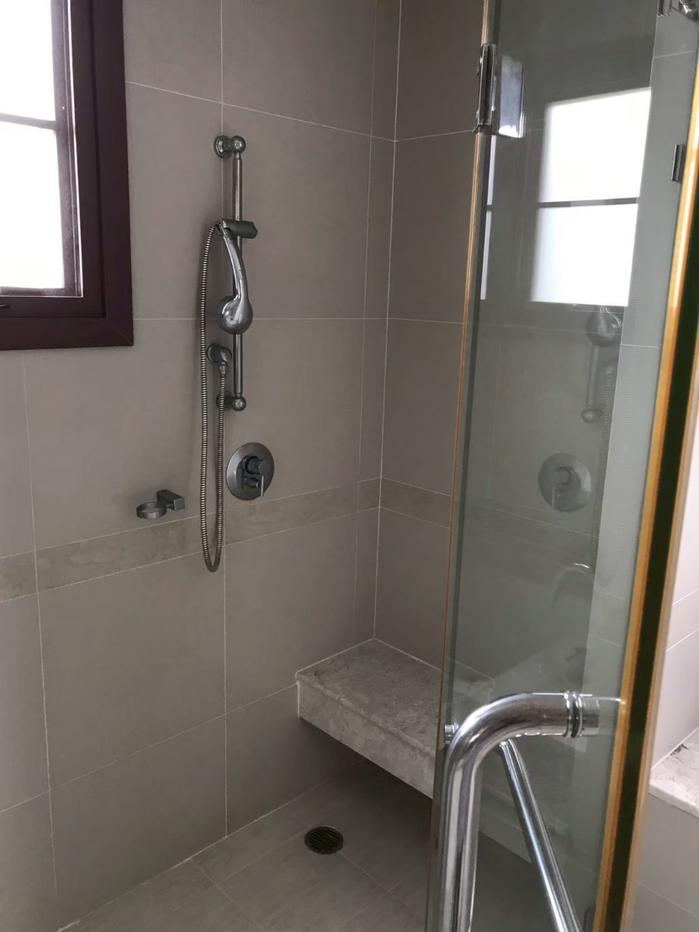 picture For Rent | Narasiri Pattanakarn | Luxury Detached House | 4 Bedrooms | 350 Sq.m. - 15/20