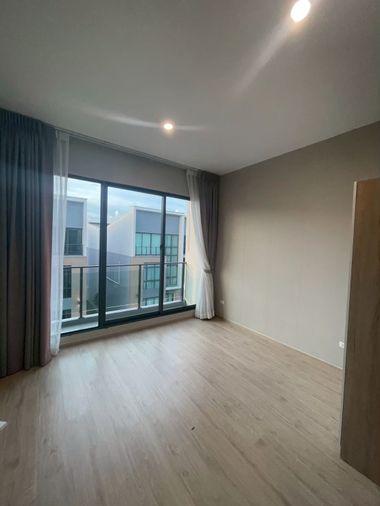 รูป Estara Pattanakarn ทาวน์โฮมหรู 3 ห้องนอน 200 ตร.ม. ราคาดี พร้อมเข้าอยู่ - รูปที่ 8/18