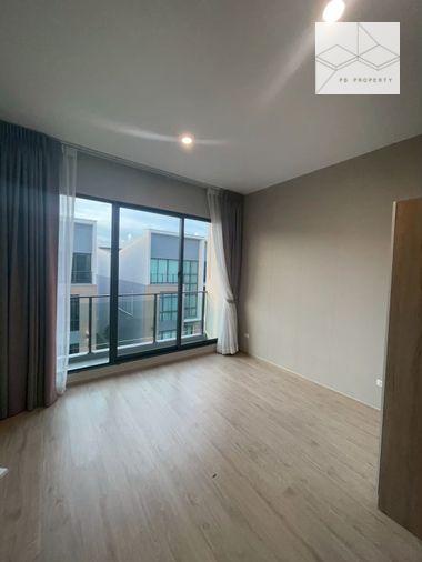 รูป Estara Pattanakarn ทาวน์โฮมหรู 3 ห้องนอน 200 ตร.ม. ราคาดี พร้อมเข้าอยู่ - รูปที่ 8/18