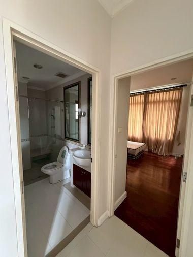 รูป Narasiri พัฒนาการ บ้านเดี่ยวหรู 4 ห้องนอน 350 ตร.ม. พร้อมเข้าอยู่ - รูปที่ 7/11