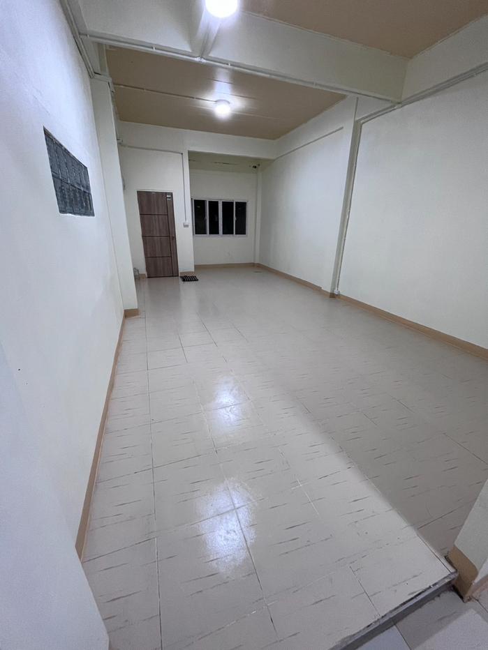 รูป ให้เช่า  บ้านทาวเฮ้าส์ ใกล้ตลาดโกสุมร่วมใจ 3 ห้องนอน 2 ห้องน้ำ 3 ชั้น ดอนเมือง ทักไลน์ @802dkhwu ตอบเร็ว นัดดูห้องได้ทันที - รูปที่ 9/10