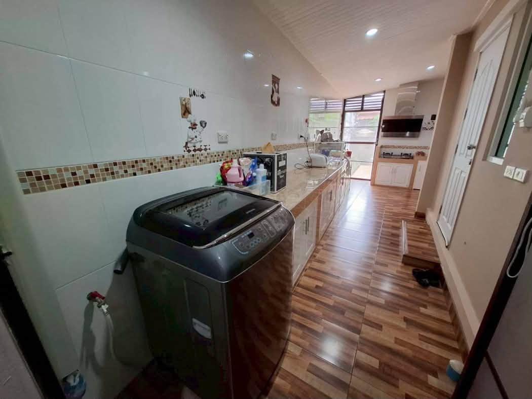 picture Passorn Prestige Pattanakarn 38 | 3 Bedrooms | 210 Sq.m. | Solar Cell House - 12/12