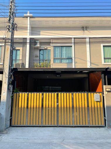 รูป 💥ขาย ทาวน์โฮม ขายต่ำกว่าราคาประเมิน💥 PATIO Bangna-Wongwaen พาทิโอ บางนา-วงแหวน ทำเลเดินทางสะดวก ใกล้ สนามบินสุวรรณภูมิ - รูปที่ 1/7