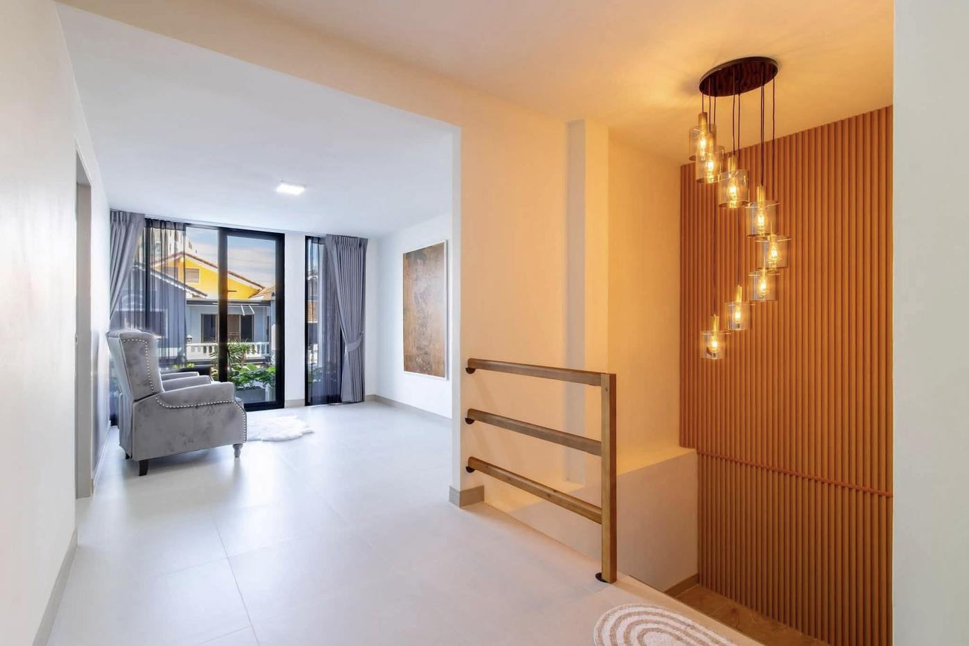 picture High End Pool House for Sale Central Pattaya 7 Bedroom - 7/21
