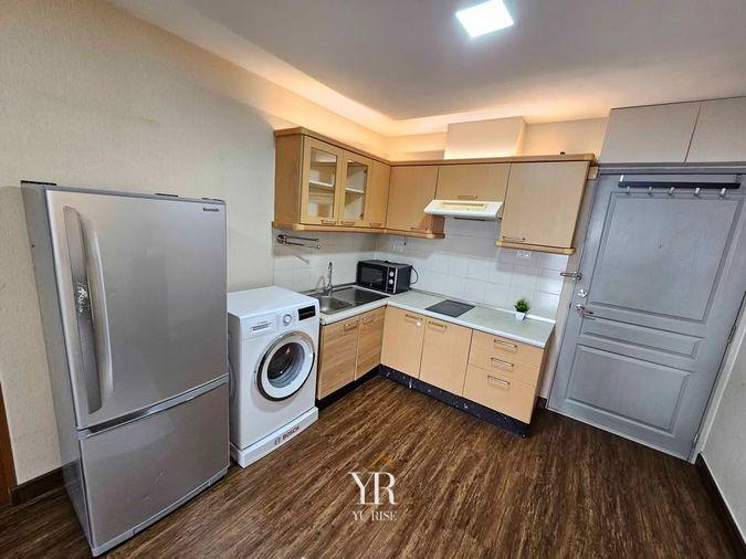 รูป The Waterford Diamond ห้องใหญ่พื้นที่กว้างขวาง โซน Living โปร่งสบาย ได้วิวเมืองชั้นสูงแบบพาโนรามา เฟอร์นิเจอร์ครบ พร้อมเข้าอยู่ - รูปที่ 8/20