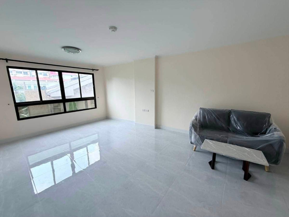 picture 🔥For Sale Lumpini Place Narathiwas 24 | 🚆 Near BRT Thanon Chan - 1/7