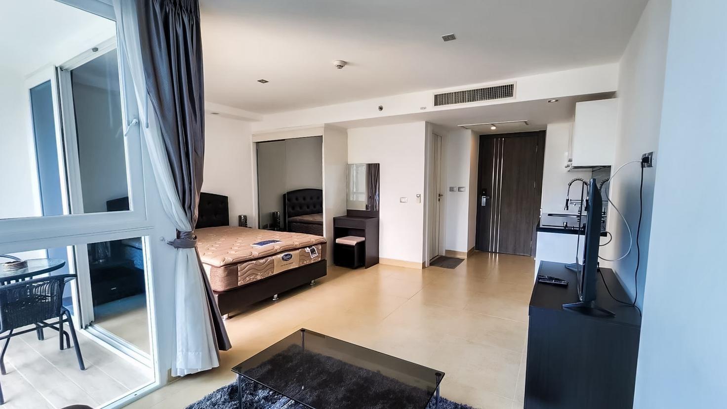 picture Studio Condo for Rent Centara Avenue Residences Central Pattaya - 3/8