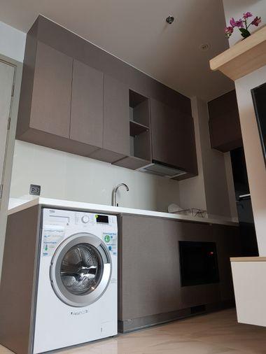 picture Rhythm Ekkamai beautifully decorated in a minimalist style. Fully wide layout There is a work desk corner, 1 bedroom, 1 bathroom, ready to move in. - 4/8