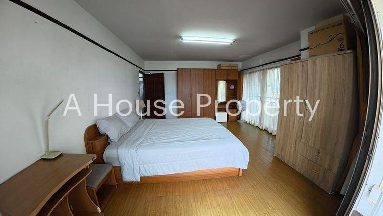 picture Condo for rent, Eastern Tower Sriracha, near Robinson Department Store and the beach. - 2/14