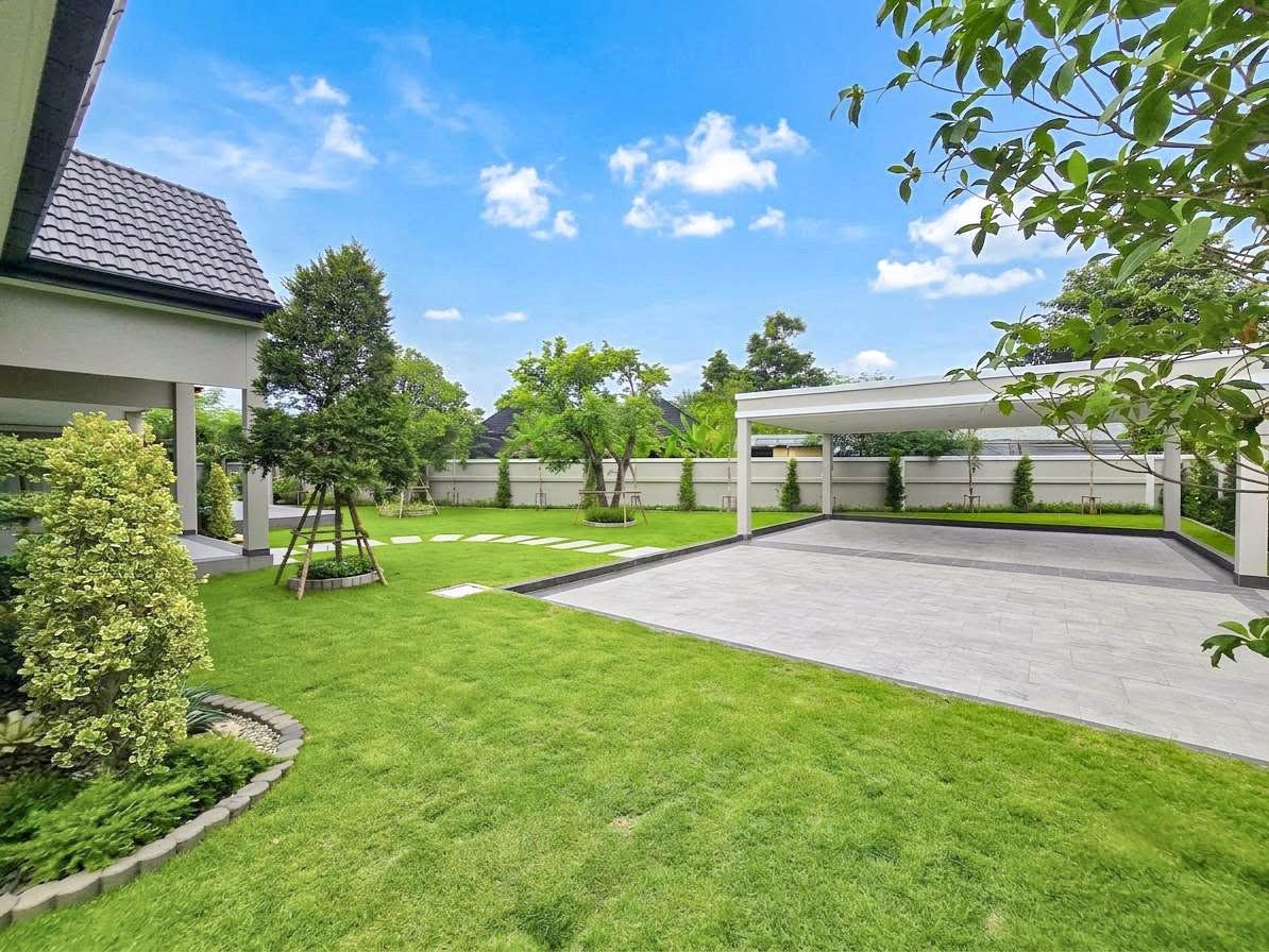 รูป High End Pool Villa for Sale East Pattaya 4 Bed Private Pool - รูปที่ 19/21