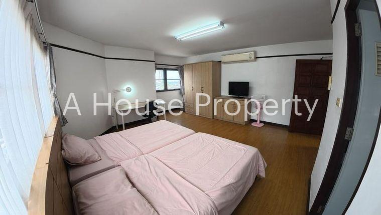 picture Condo for rent, Eastern Tower Sriracha, near Robinson Department Store and the beach. - 5/14