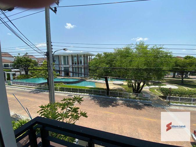 รูป RS7276 ให้เช่า บ้านเดี่ยว The Centro สุขุมวิท 113 บ้านแปลงสวยหน้าสวนและสระว่ายน้ำ ส่วนตัว ใกล้ BTS แบริ่ง - รูปที่ 27/50