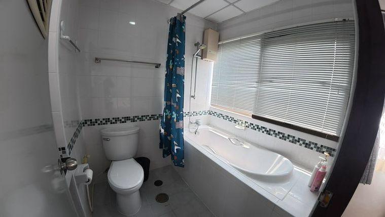 picture Condo for rent, Eastern Tower Sriracha, near Robinson Department Store and the beach. - 6/14