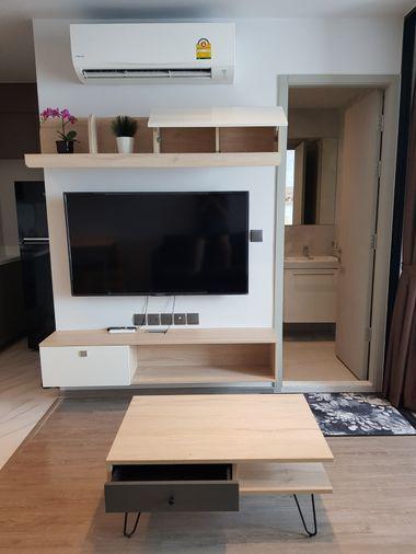 picture Rhythm Ekkamai beautifully decorated in a minimalist style. Fully wide layout There is a work desk corner, 1 bedroom, 1 bathroom, ready to move in. - 3/8