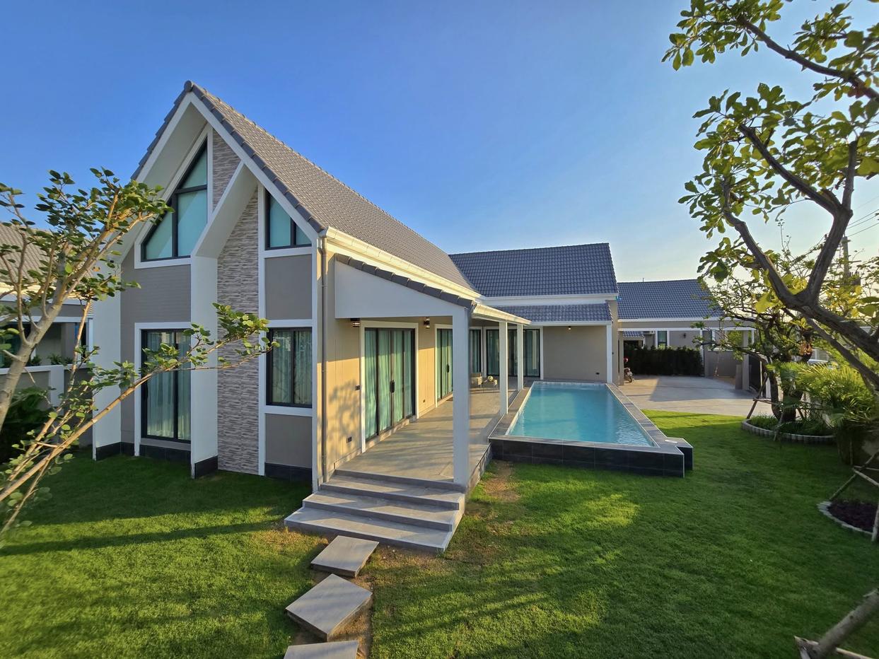 รูป 3 Bedrooms Pool Villa in Mabprachan for Sale - รูปที่ 3/22