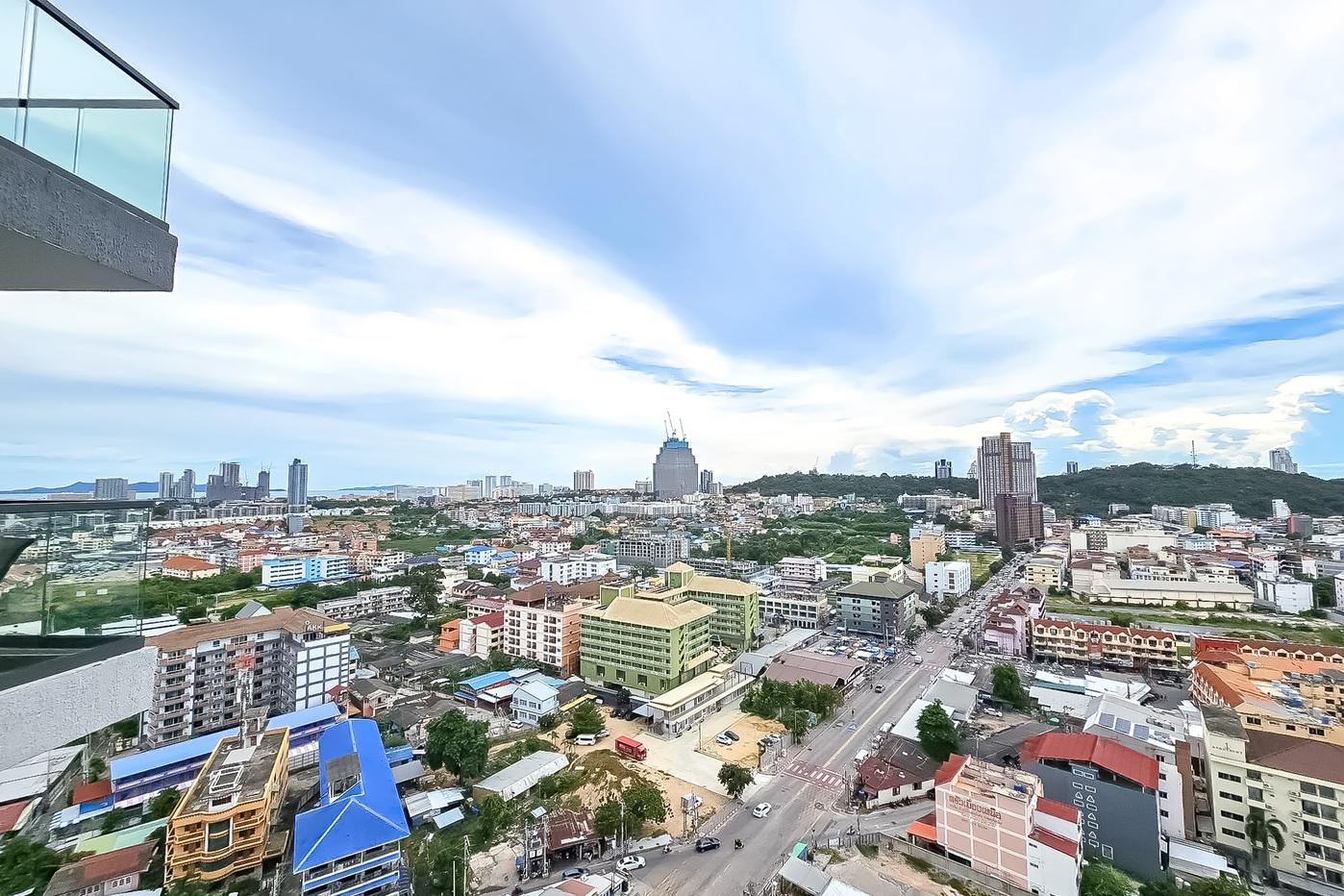 picture Condo for Sale Arcadia Millennium Tower 1Bed High Floor - 10/10
