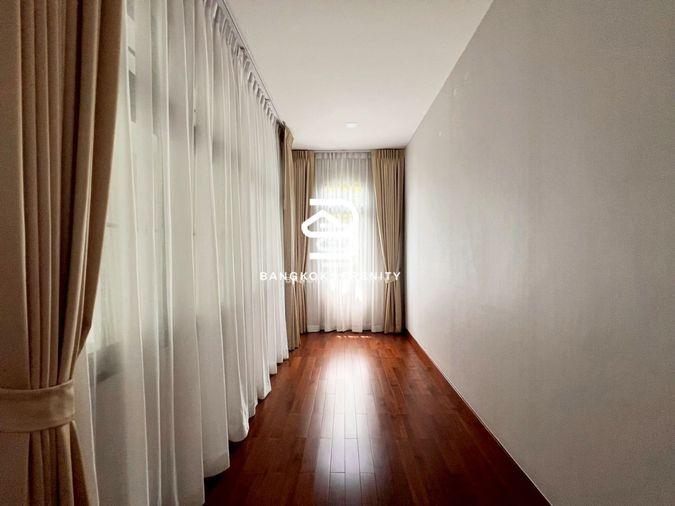 picture Luxury House for Rent at Palazzo Srinakarin - 13/24