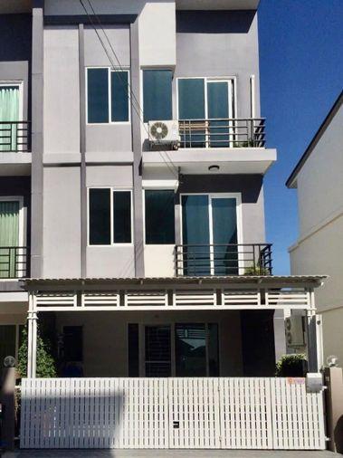 picture Townhouse for Rent 🔥 Gusto Grand Ramkhamhaeng 🔥 5 Bedrooms, 5 Bathrooms – Ready to Move In - 2/12