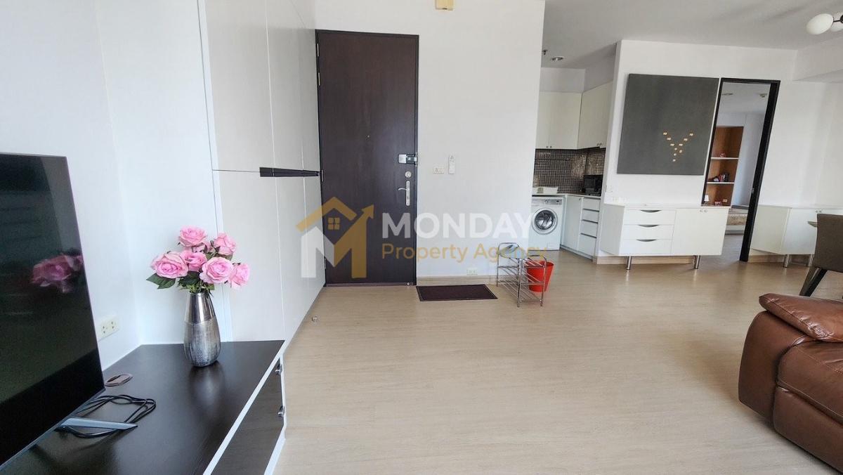 picture 🔥 Available Now! City Smart Condo - Book Before It's Gone! 🔥 MD-26066618 - 4/9