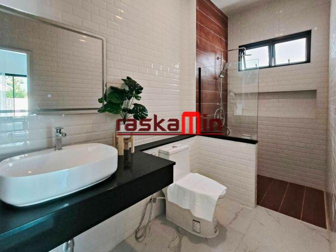 รูป หมู่บ้านพัทยากรีนวิลล์ – บ้านพูลวิลล่า 4 ห้องนอน ขาย 9.9 ล้านบาท - รูปที่ 9/15