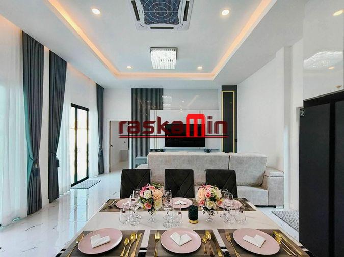 รูป หมู่บ้านพัทยากรีนวิลล์ – บ้านพูลวิลล่า 4 ห้องนอน ขาย 9.9 ล้านบาท - รูปที่ 11/15