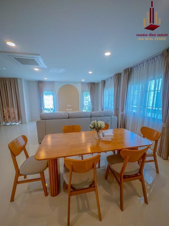 picture ✨ For Rent: Centro Bangna  ✨  💰 Only 100,000 THB/month - 4/6