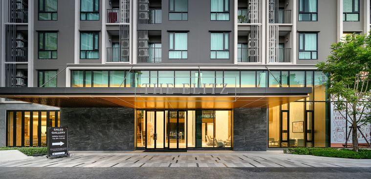 picture ✨ Expansive Double-Volume Living Space Designed for Modern Prestige ✨ - 13/24