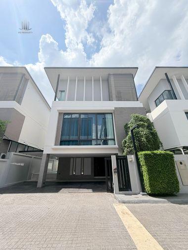 รูป ให้เช่า 📍 The Glamor Ekkamai – Praditmanutham 📍 3 ห้องนอน 4 ห้องน้ำ ตกแต่งสวยพร้อมเฟอร์นิเจอร์และเครื่องใช้ไฟฟ้า - รูปที่ 2/17