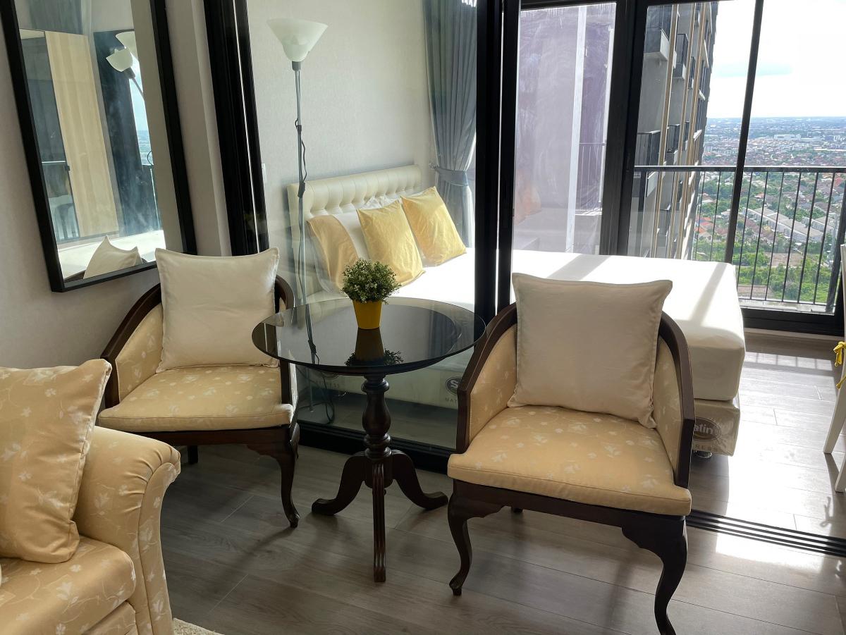 picture S1535 The Politan Rive. Beautiful room, fully furnished, special price. - 10/12