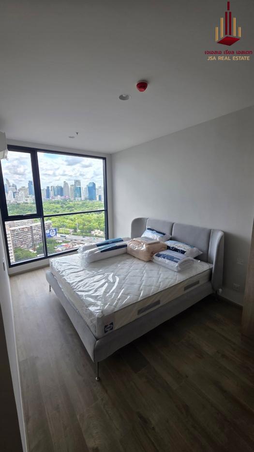 picture ✨ For Rent: The Crown Residences Condo ✨  💰 Only 35,000 THB/month - 3/5