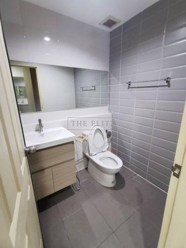รูป ✨ The Most Value-Driven 2-Bedroom, 2-Bathroom Deal in the Prime Financial Hub ✨ - รูปที่ 12/25