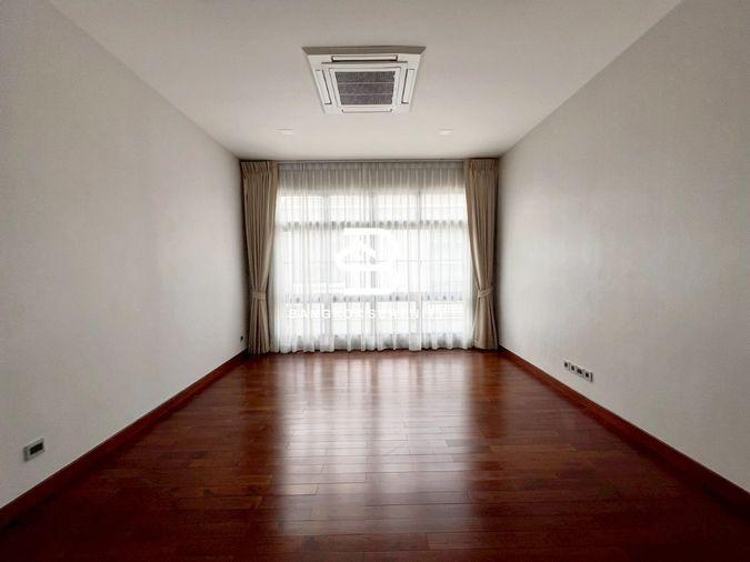 picture Luxury House for Rent at Palazzo Srinakarin - 15/24