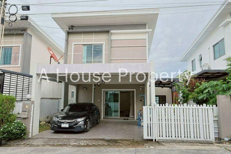 รูป ขายบ้านแฝด Life in the Garden ศรีราชา บ้านสวย ทำเลดี ราคาคุ้ม - รูปที่ 1/20