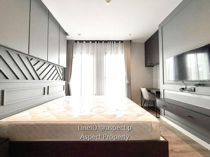 picture Chamonix condo 1 bed 10,000  Bath - 7/10