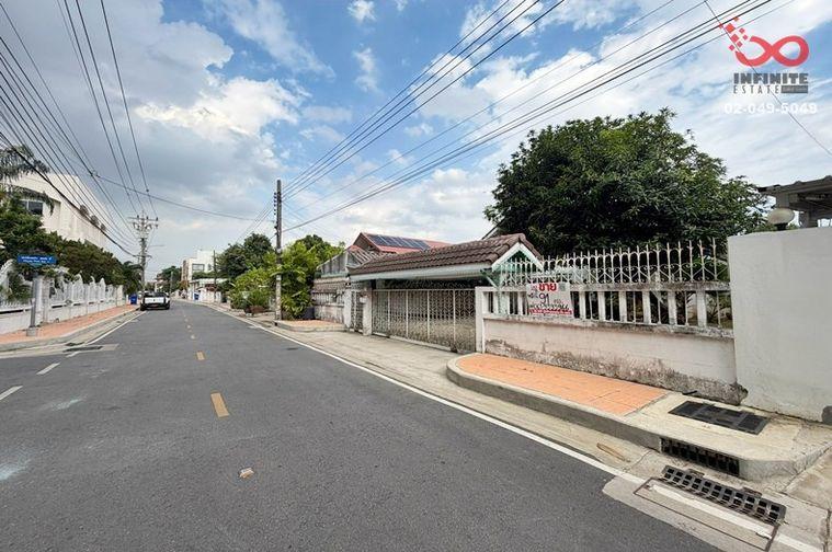 รูป ขายบ้านเดี่ยว 91 ตร.ว. ถนนแจ้งวัฒนะ  หมู่บ้านสวนพงษ์เพชร แจ้งวัฒนะ 43 (สหกรณ์การบินไทย) ใกล้รถไฟฟ้าสายสีชมพู สถานีอิมแพ็คเมืองทองธานี - รูปที่ 1/12
