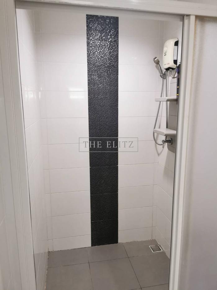 picture ✨ The Most Value-Driven 2-Bedroom, 2-Bathroom Deal in the Prime Financial Hub ✨ - 10/25