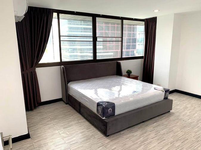 รูป For rent  3 bedroom  near Emquartier  great price  - รูปที่ 8/12