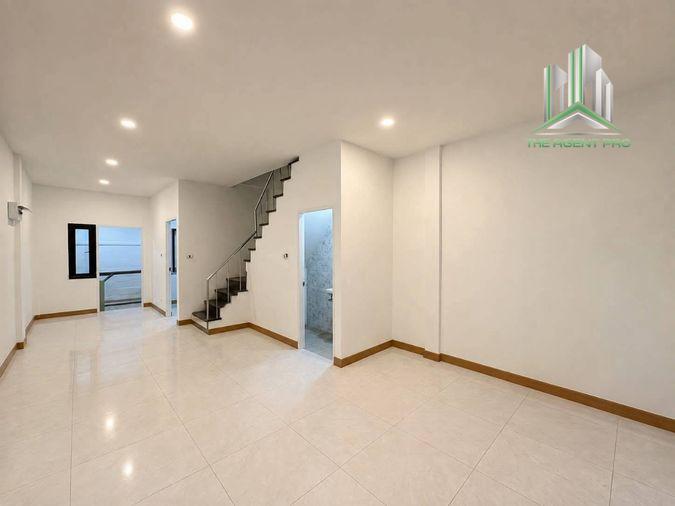 picture ⭐✨ RH-117 Townhouse for Sale – Benjasiri Phetkasem 91 ✨⭐ - 4/11