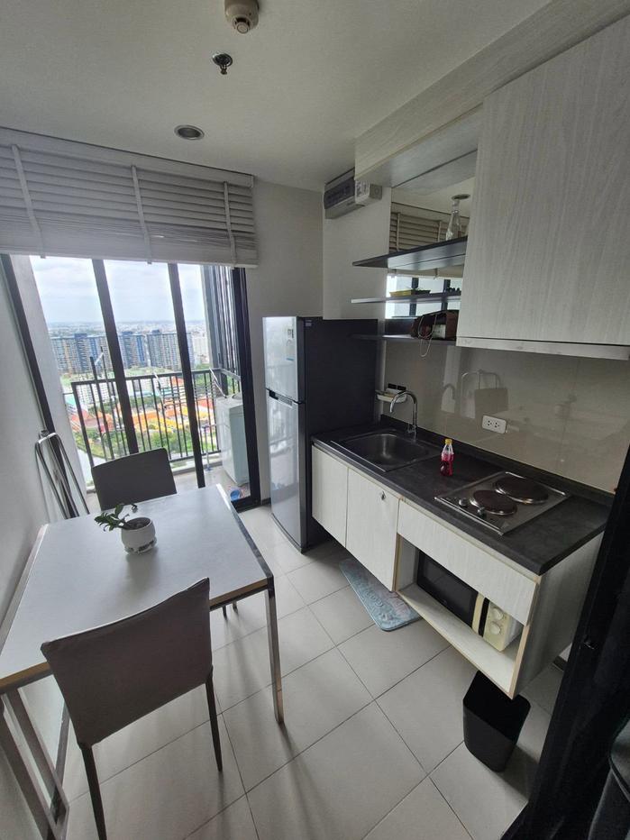 picture  The Base Park West for rent 1 bed - 7/8