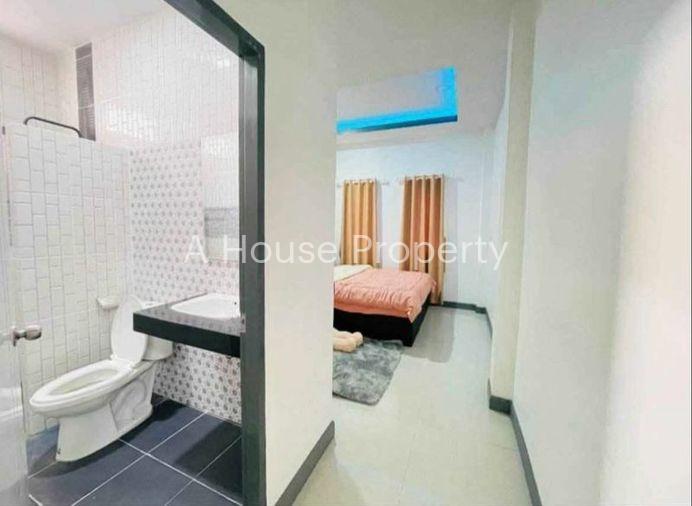 รูป บ้านเดี่ยวโมเดิร์น ดีไซน์สวย ทำเลดี หนองบอนแดง บ้านบึง ชลบุรี - รูปที่ 5/10