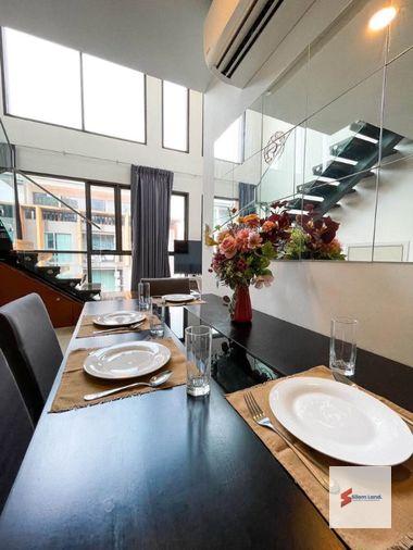 picture RS7287 For Rent: The Tree Sukhumvit 64 Rare 2-Bedroom Duplex Unit with Double Volume Ceilings, near BTS Punnawithi - 6/13