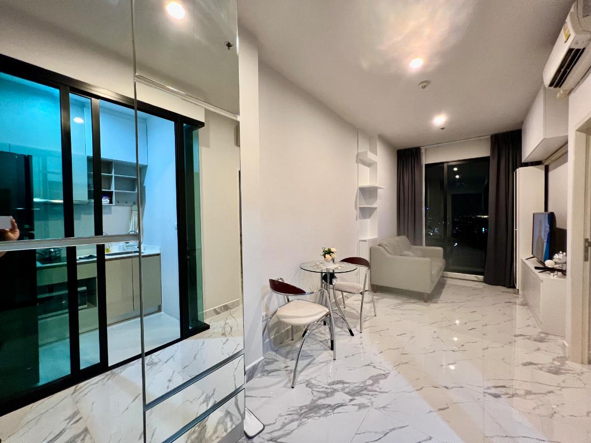 รูป ให้เช่า The Niche Pride Thonglor – Phetchaburi ชั้นสูง วิวเมืองสวย เฟอร์นิเจอร์ครบ พร้อมเข้าอยู่ ทำเลใจกลางเมือง เข้าออกได้หลายเส้นทาง - รูปที่ 1/21