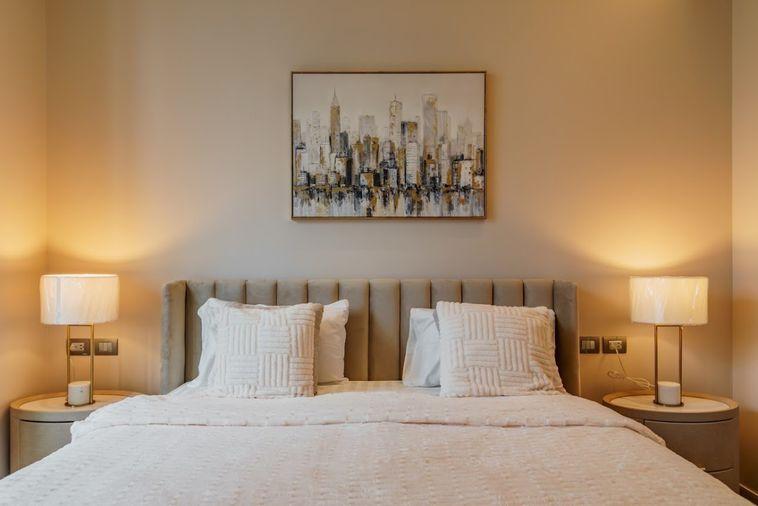 รูป The Residences at Sindhorn Kempinski ห้องฟีลดูอบอุ่น ลงตัวทั้งฟังก์ชันและการดีไซน์ โดดเด่นด้วยวิวสวนลุมพินีสีเขียวขจีที่มองเห็นได้จากในห้อง - รูปที่ 8/14