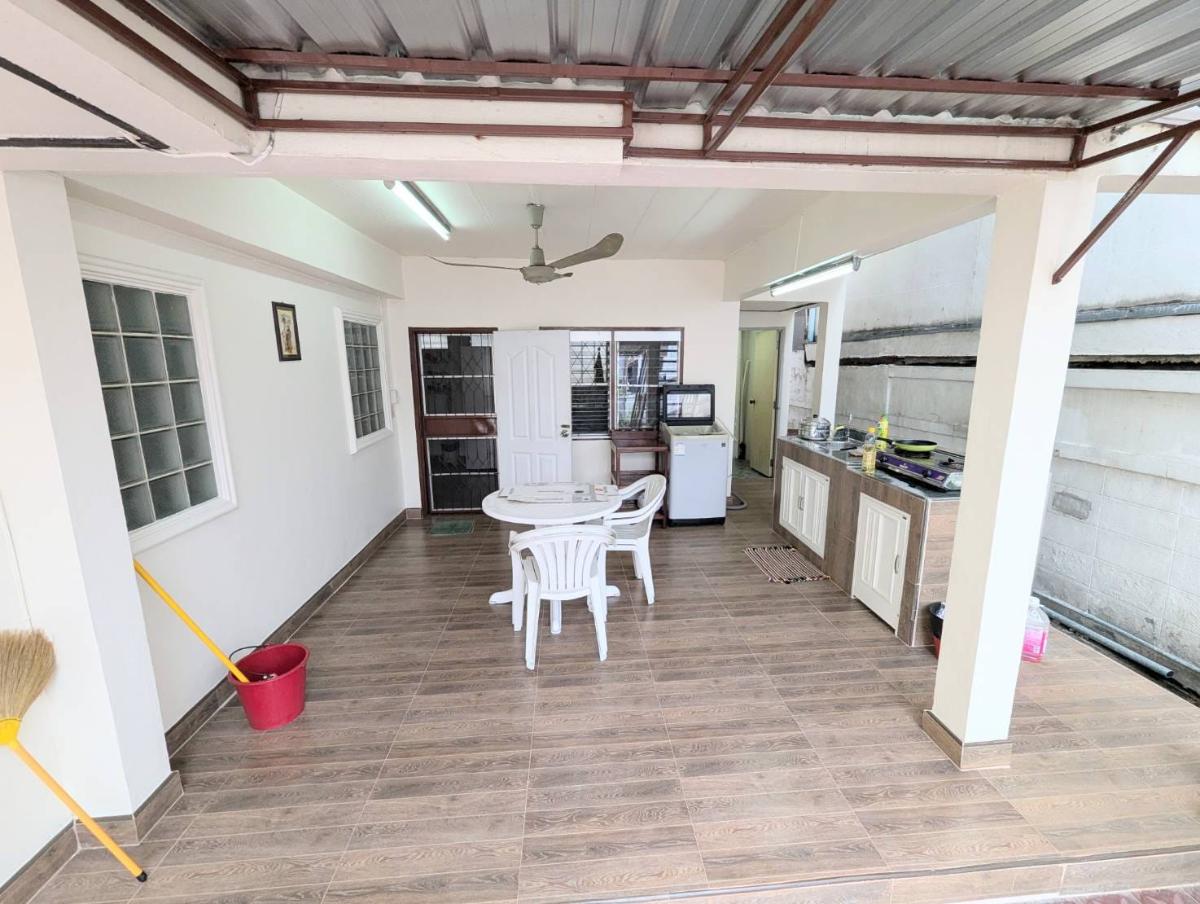 picture HK0214, Detached House for Rent 4Br, ( Ratchada-Huaikhwang ). - 10/15
